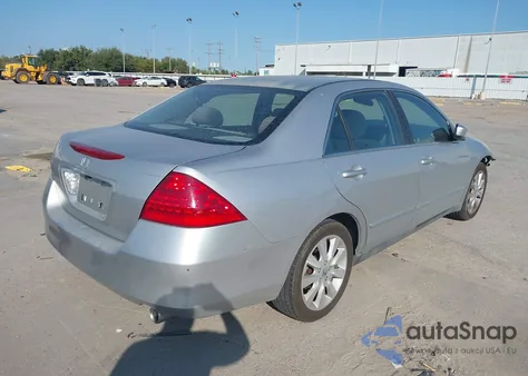 2007 Honda Accord 3.0 Se from USA, damaged, VIN 1HGCM66487A037186